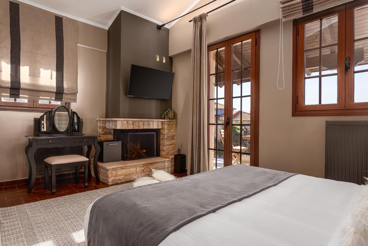 Gm Luxury Suites Kalavryta Dış mekan fotoğraf